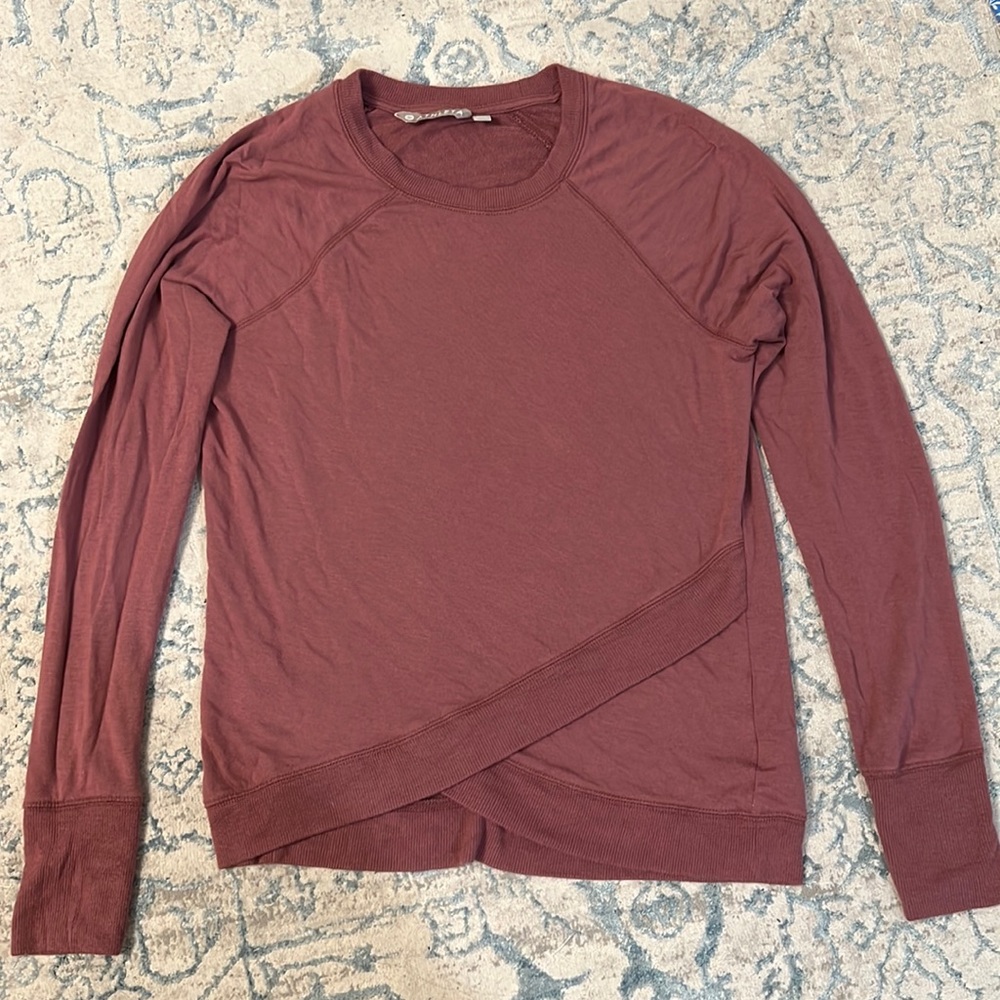 Athleta burgundy athletic sweater